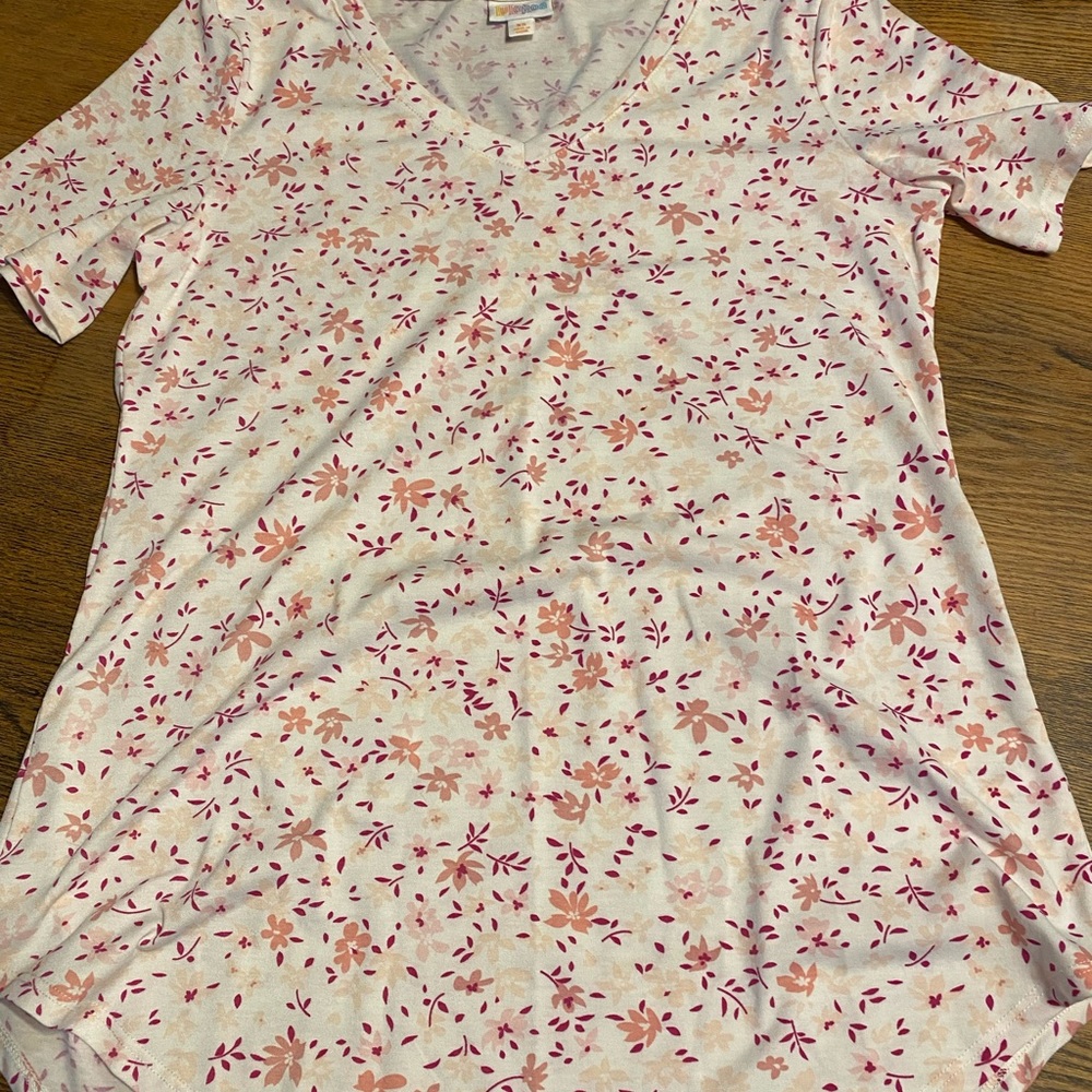 LuLaRoe Morgan T-Shirt